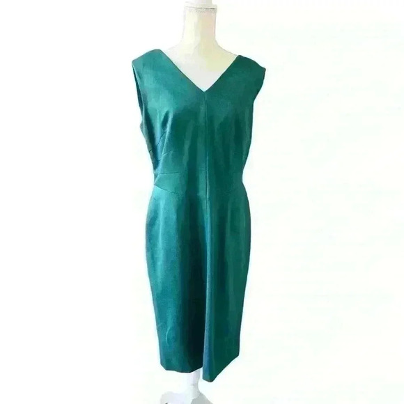 Escada green v-neck and v-back midi knit dress size 42 (US size 12) - Picture 1 of 8